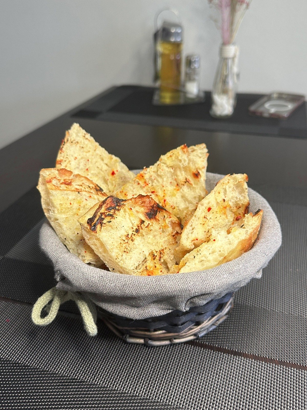 Knuspriges Fladenbrot